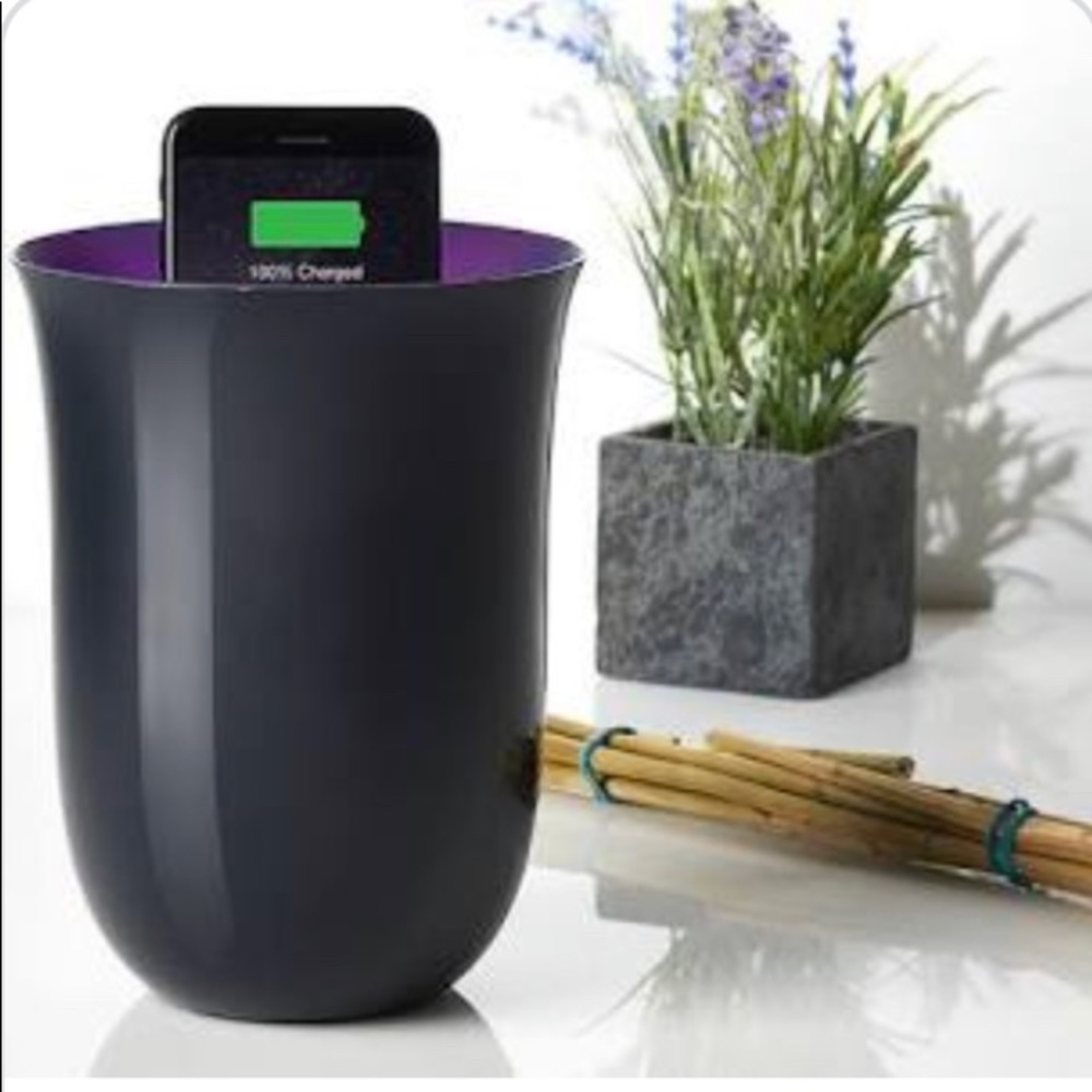 LEXON OBLIO Wireless charging station